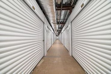 Devon Self Storage Cedar Rapids, Iowa - 2100 Edgewood Road Southwest Cedar Rapids, IA 52404