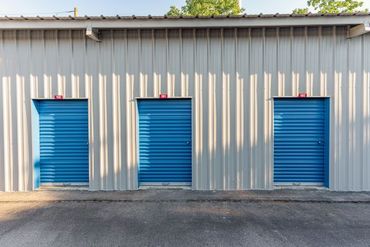 Eagles Landing storage at Zetterower - 23 N Zetterower Ave Statesboro, GA 30458
