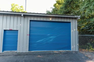 Eagles Landing storage at Zetterower - 23 N Zetterower Ave Statesboro, GA 30458