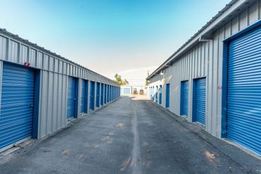 Eagles Landing storage at Zetterower - 23 N Zetterower Ave Statesboro, GA 30458
