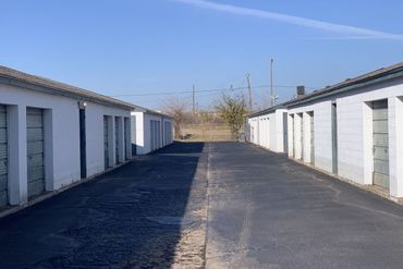 Extra Closet Self Storage - 5980 Northwest 36Th Street Warr Acres, OK 73122