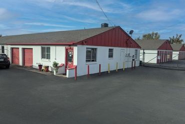 Extra Closet Self Storage - 5980 Northwest 36Th Street Warr Acres, OK 73122