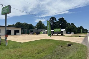 Extra Space Storage - 1407 South Kings Highway Texarkana, TX 75501