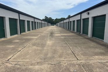 Extra Space Storage - 1407 South Kings Highway Texarkana, TX 75501