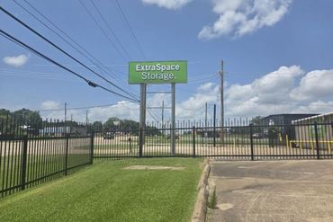 Extra Space Storage - 5308 West 7th Street Texarkana, TX 75501