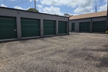 Extra Space Storage - 3107 South Lake Drive Texarkana, TX 75501