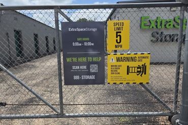 Extra Space Storage - 3107 South Lake Drive Texarkana, TX 75501