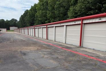 Extra Space Storage - 927 North Robison Road Texarkana, TX 75501