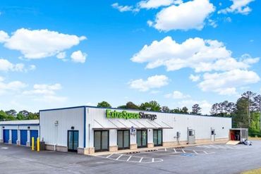 Extra Space Storage - 1041 Rosewood Circle Monroe, GA 30655
