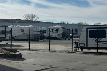 Extra Space Storage - 13401 Giles Road Omaha, NE 68138
