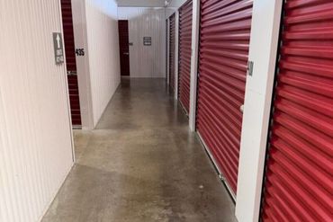 Extra Space Storage - 13401 Giles Road Omaha, NE 68138