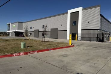 Extra Space Storage - 3121 Brown Street Waxahachie, TX 75165