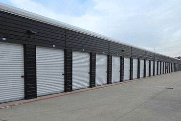 Extra Space Storage - 12910 Garrett Road Houston, TX 77044