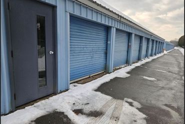 Extra Space Storage - 688 Sullivan Avenue South Windsor, CT 06074