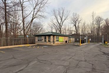 Extra Space Storage - 951 U.S. 20 Michigan City, IN 46360