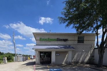Extra Space Storage - 7705 McHard Road Houston, TX 77053
