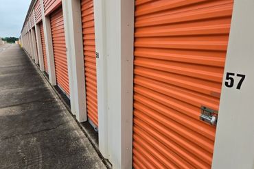Extra Space Storage - 3706 North Main Street Taylor, TX 76574