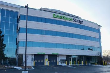 Extra Space Storage - 665 West North Avenue Lombard, IL 60148