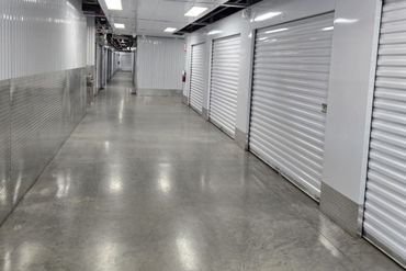 Extra Space Storage - 6205 West Colonial Drive Orlando, FL 32808