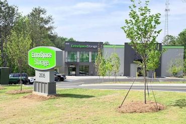 Extra Space Storage - 2535 Fairburn Road Southwest Atlanta, GA 30331