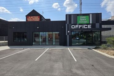 Extra Space Storage - 1114 West Commerce Street San Antonio, TX 78207