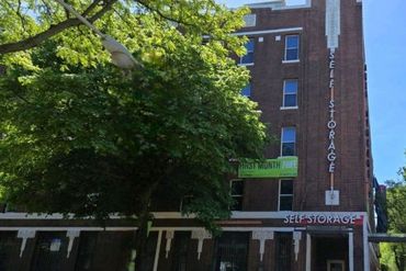 Extra Space Storage - 3839 North Sheffield Avenue Chicago, IL 60613