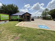 Extra Space Storage - 1800 West Sublett Road Arlington, TX 76017