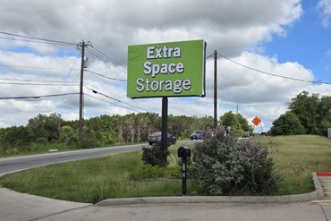 Extra Space Storage - 9810 Old Lockhart Road Austin, TX 78747