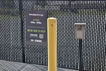 Extra Space Storage - 2500 East Market Street Greensboro, NC 27401