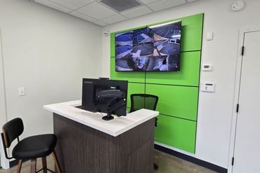 Extra Space Storage - 4000 Memorial Parkway Southwest Huntsville, AL 35802