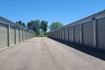 Extra Space Storage - 5149 Bolger Court McHenry, IL 60050