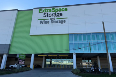 Extra Space Storage - 502 North Loop Houston, TX 77009
