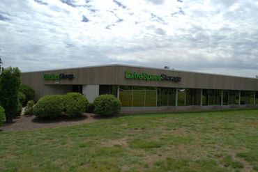 Extra Space Storage - 1 Kenney Drive Cranston, RI 02920