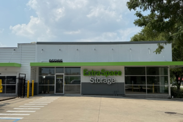 Extra Space Storage - 6143 Brookville Road Indianapolis, IN 46219