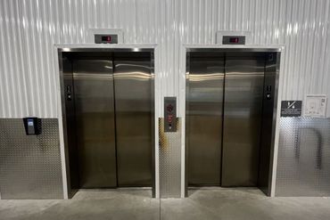 Extra Space Storage - 627 South Catalina Street Los Angeles, CA 90005