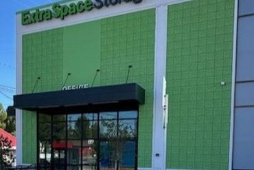 Extra Space Storage - 18618 Oxnard Street Los Angeles, CA 91356