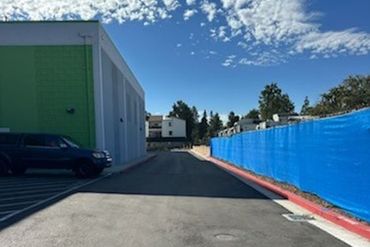 Extra Space Storage - 18618 Oxnard Street Los Angeles, CA 91356