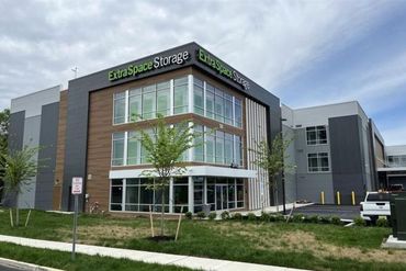 Extra Space Storage - 33 Beaver Avenue Maple Shade, NJ 08052