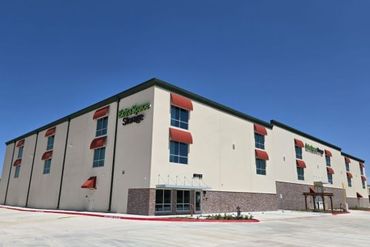 Extra Space Storage - 230 South General Bruce Drive Temple, TX 76504