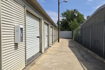 Extra Space Storage - 1004 South Meadows Drive Austin, TX 78758