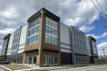 Extra Space Storage - 1525 Railroad Avenue Bridgeport, CT 06605