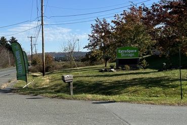 Extra Space Storage - 2830 Pennsylvania 100 Macungie, PA 18062
