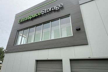 Extra Space Storage - 1550 Hunter Road Hanover Park, IL 60133