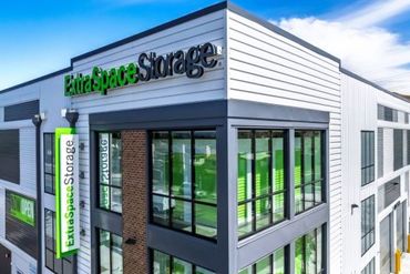 Extra Space Storage - 12121 Foothill Boulevard Los Angeles, CA 91342