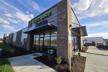 Extra Space Storage - 5015 Malachite Lane Murfreesboro, TN 37128