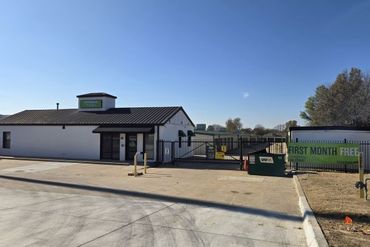 Extra Space Storage - 12010 South Elm Street Jenks, OK 74037