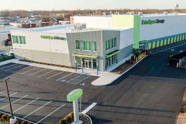 Extra Space Storage - 1550 Sunrise Highway Copiague, NY 11726