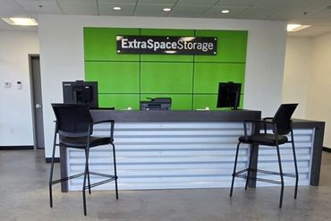 Extra Space Storage - 721 North Classen Boulevard Oklahoma City, OK 73106