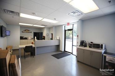 Fairfield Self Storage - 226 Passaic Avenue Fairfield, NJ 07004