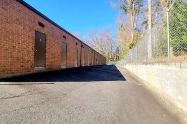 Fast & EZ - 133 23rd Avenue Northeast Hickory, NC 28601